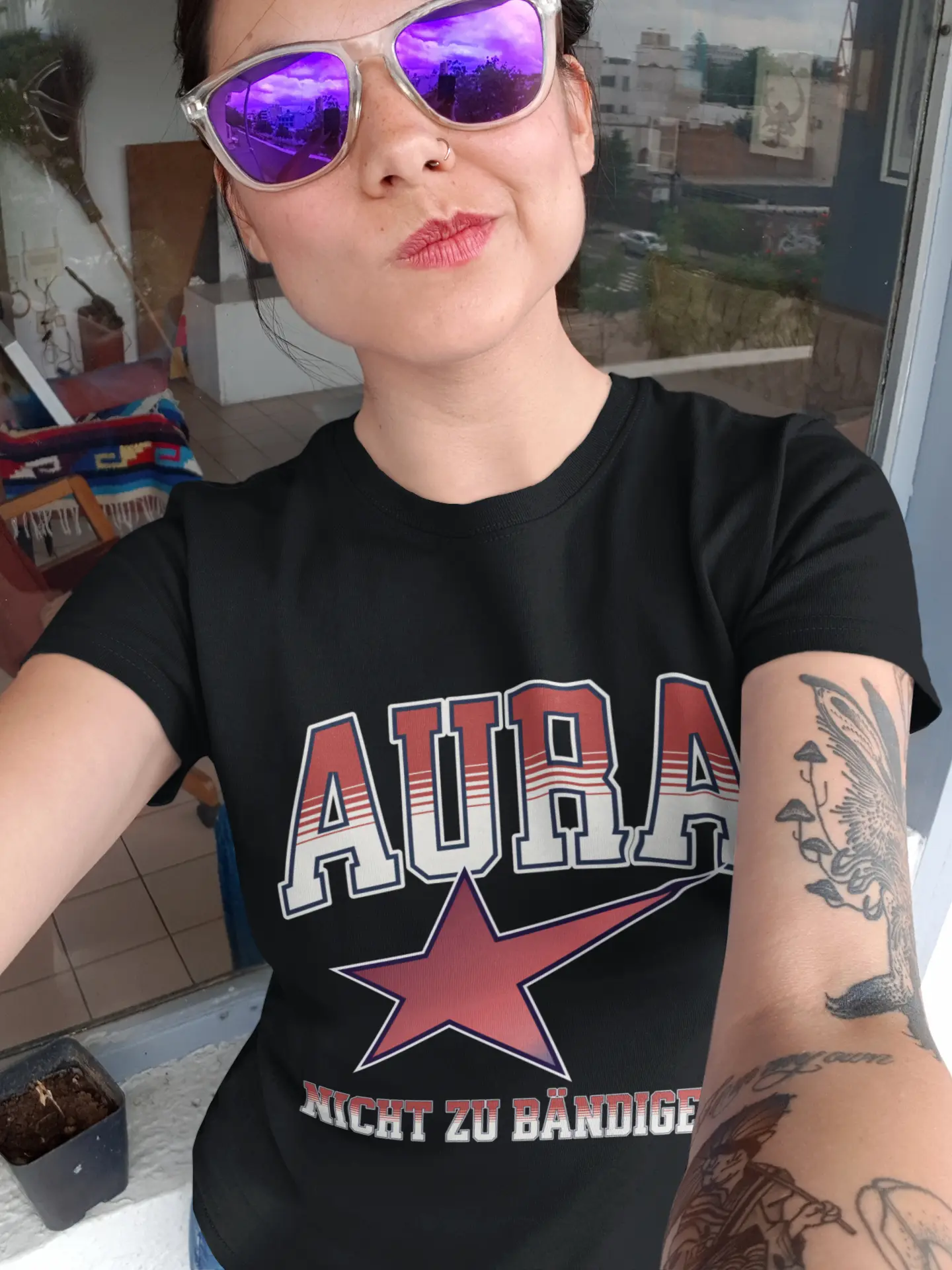 Aura T-Shirts & Hoodies  Statement Mode für Frauen & Mädchen