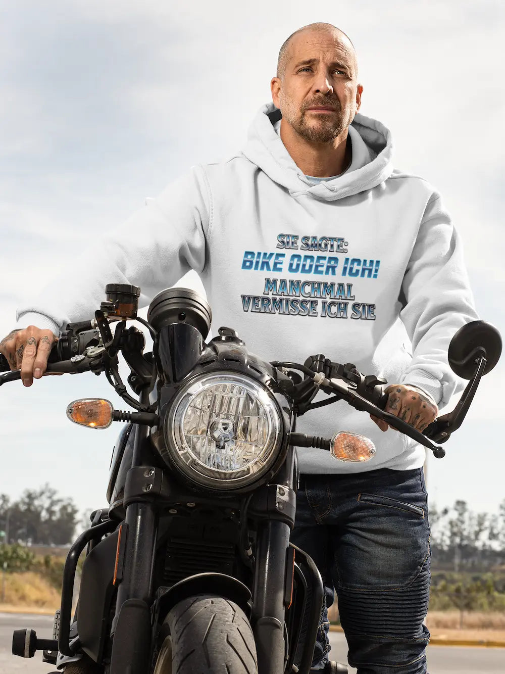 Sie sagte Bike oder ich Herren Biobaumwolle Hoodie weiß