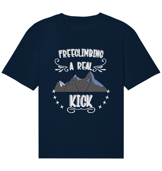 Freeclimbing - a real kick, sportlich & gefährlich - Organic Relaxed Shirt