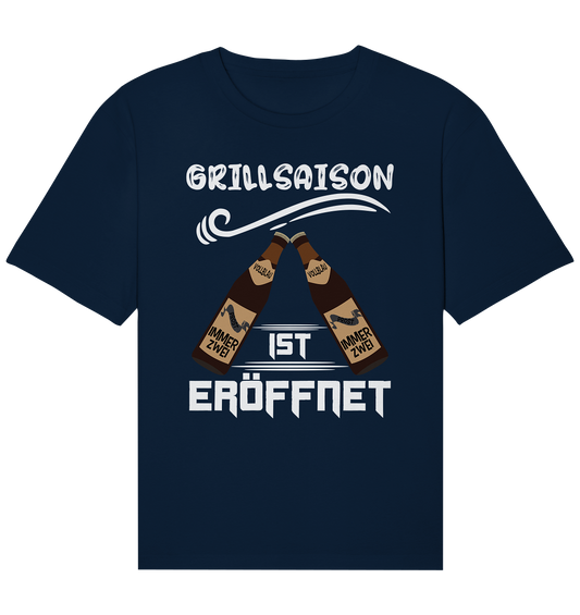 Grillsaison ist eröffnet, Grillen, Party, Feiern, Helles Design - Organic Relaxed Shirt